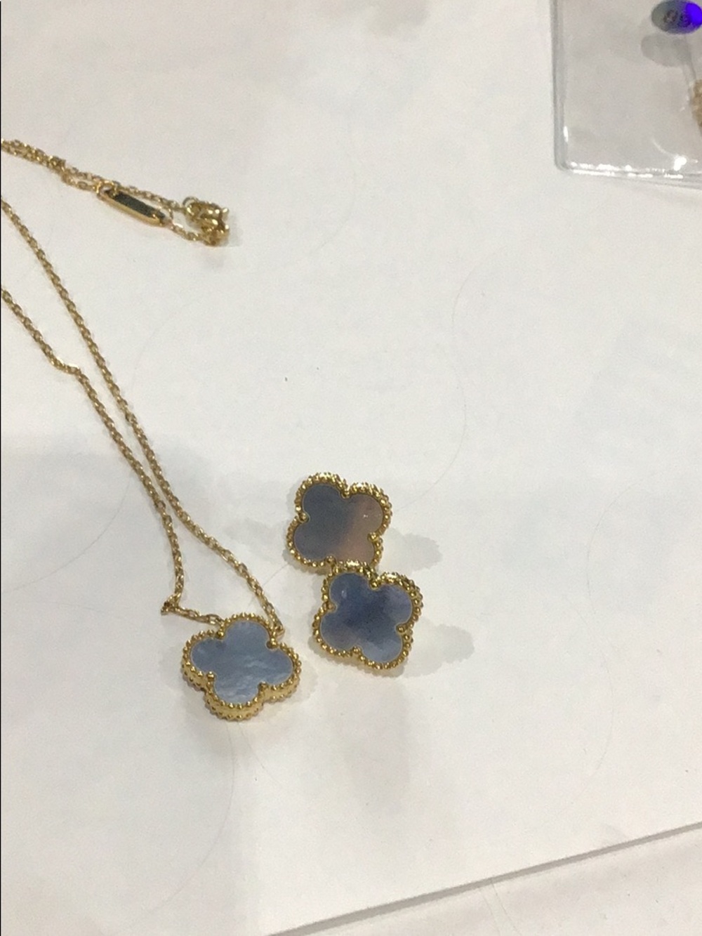 mop clover light blue sss earring + necklace